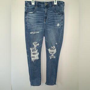 American Eagle Ne(x)t Level Stretch medium wash skinny jeans. Size 10 Short